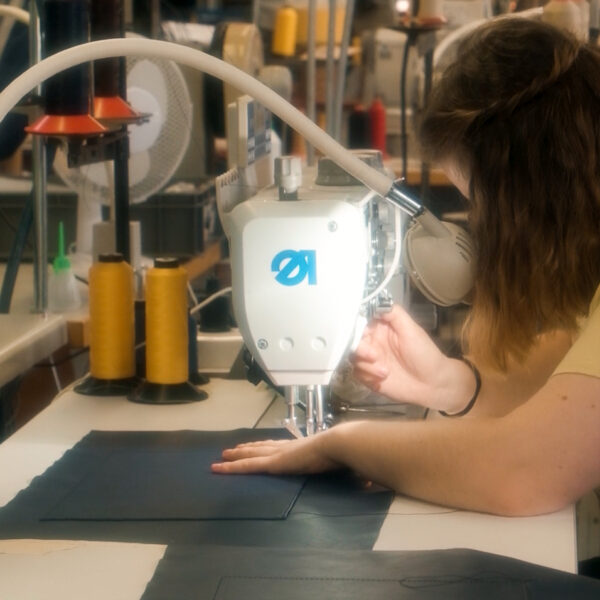 Atelier de sous traitance maroquinerie français